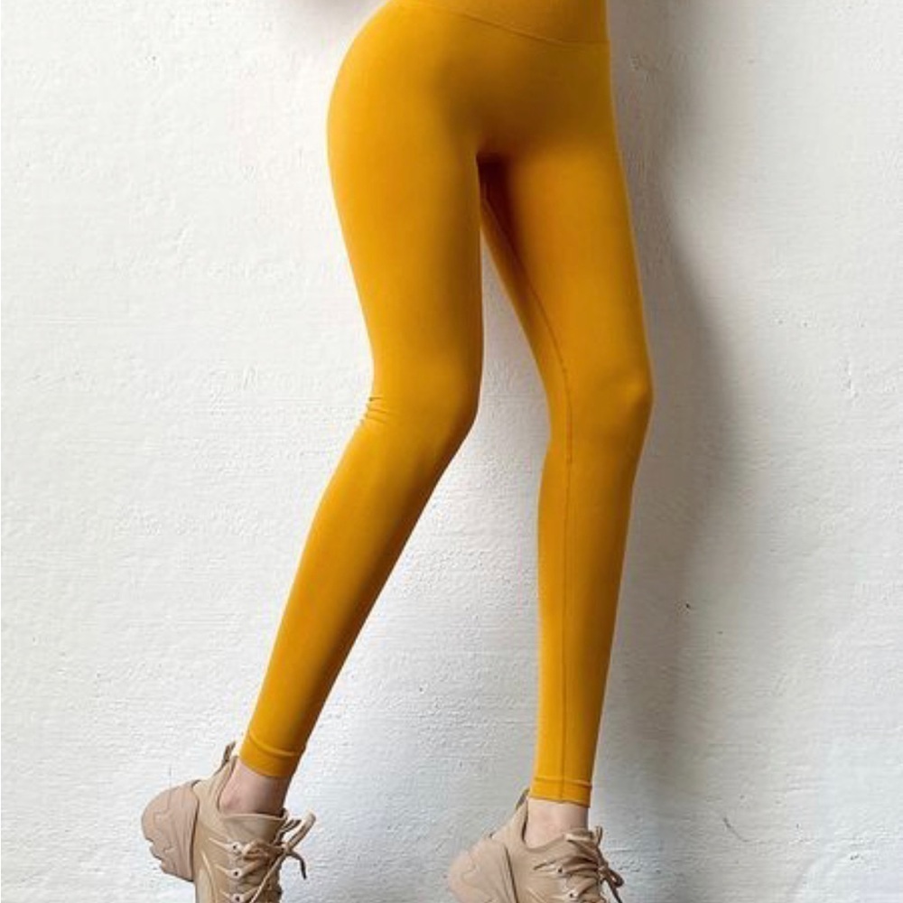 Butt lifting yoga leggings - Picture 5 of 6